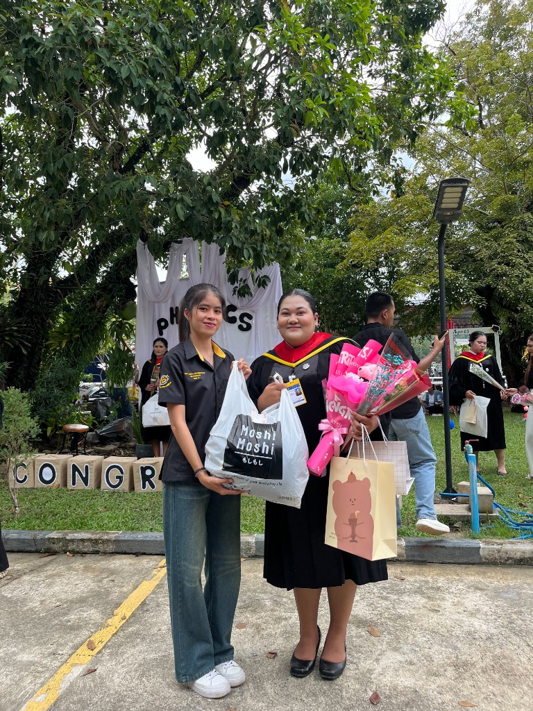 ร่วมเเสดงความยินดีกับบัณฑิตสายเทค